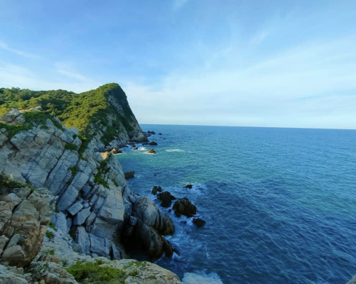 thue xe 45 cho di dao Quan Lan Vinh Ha Long 